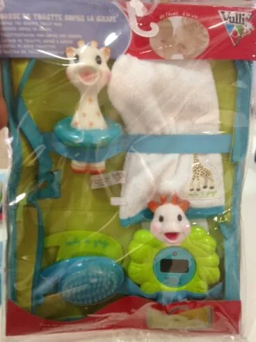 Neceser Sofía la Jirafa valorado en 59,90 euros en Abu y Tatun