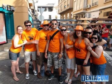 Peña Els desviats en la 1º entrada de bous 2012