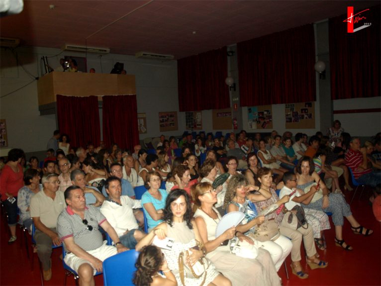 Público asistente a las obras de teatro de la ETC