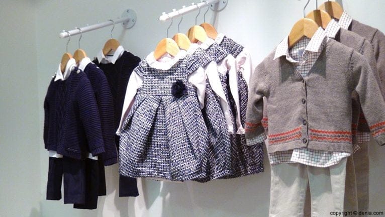 Ropa de vestir infantil