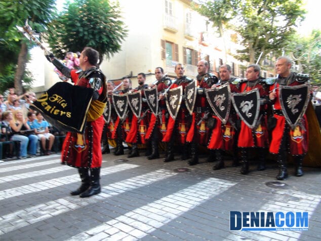 01 Escuadra de la filà Deniers