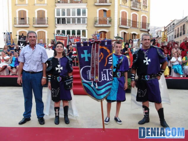 Un pregón original y diferente da comienzo a las fiestas de Moros y Cristianos 2012 8 07 Filà Creuats Capitanía Cristiana de Dénia 2012