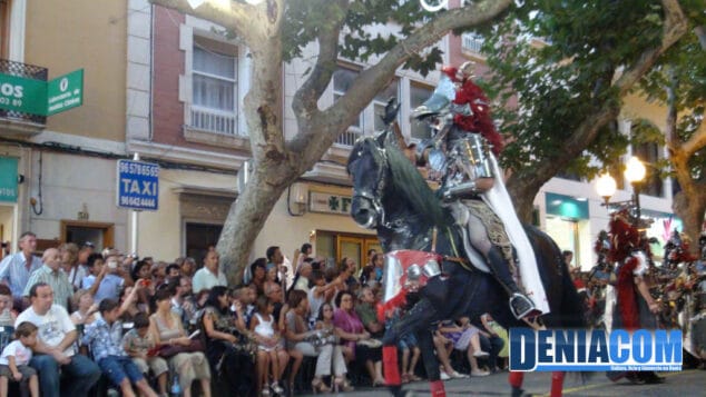 08 Caballos en el boato cristianos del Desfile de Gala de la AMMICC 2012