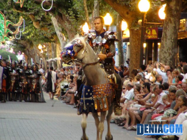 08 Espectáculo ecuestre en el boato cristiano del Desfile de Gala de la AMMICC 2012