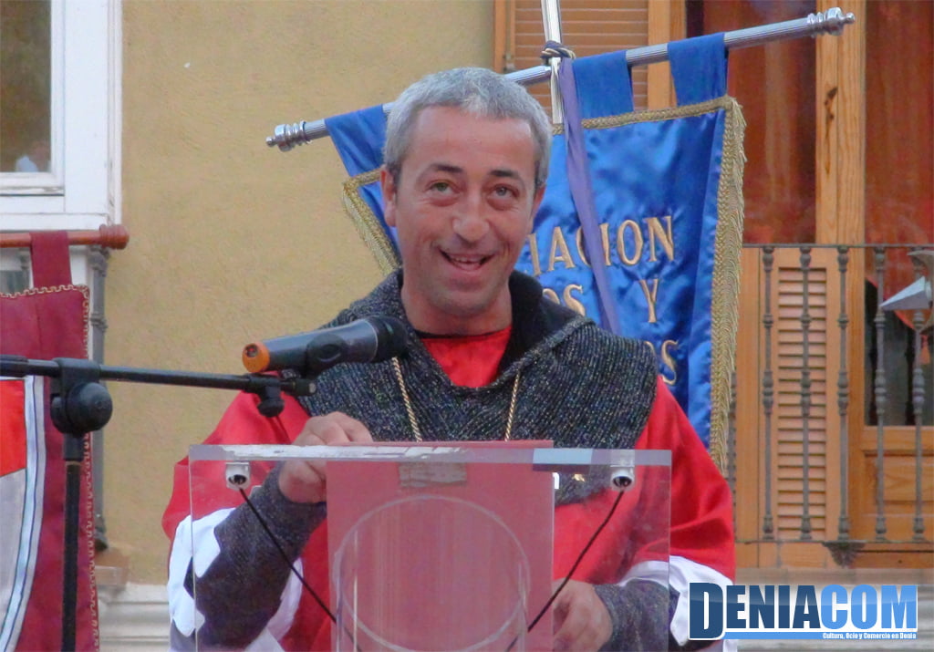 10 Josele Maldonado en el pregón de las fiestas de Moros y Cristianos de Dénia 2012