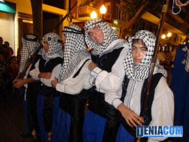 14 Escuadra de jóvenes de la filà Berebers Tuaregs