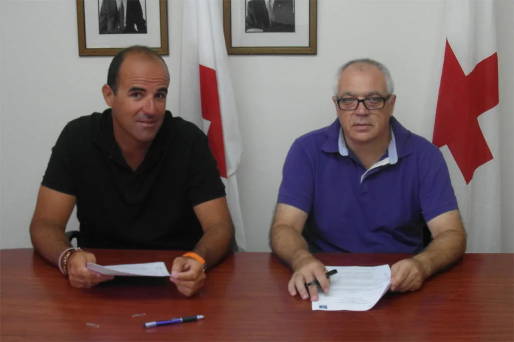 Cruz Roja Dénia y Fundació Baleària firman un convenio de colaboración