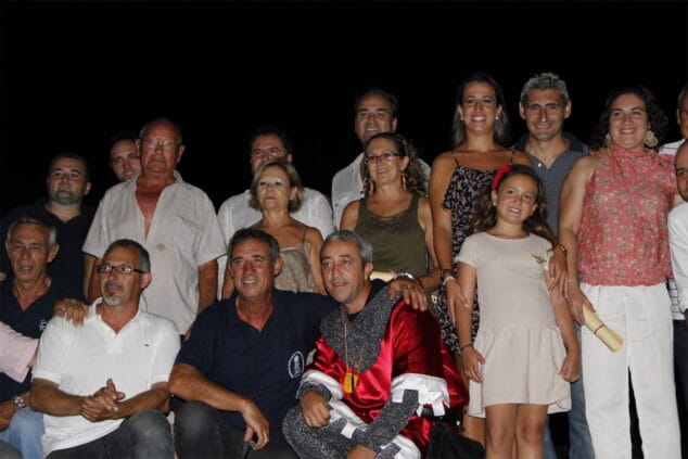 Las numerosas entidades festeras de Dénia comparten mesa y mantel en la X Trobada d'Entitats Festeres 2 Dénia celebra el X Encuentro de entidades festeras