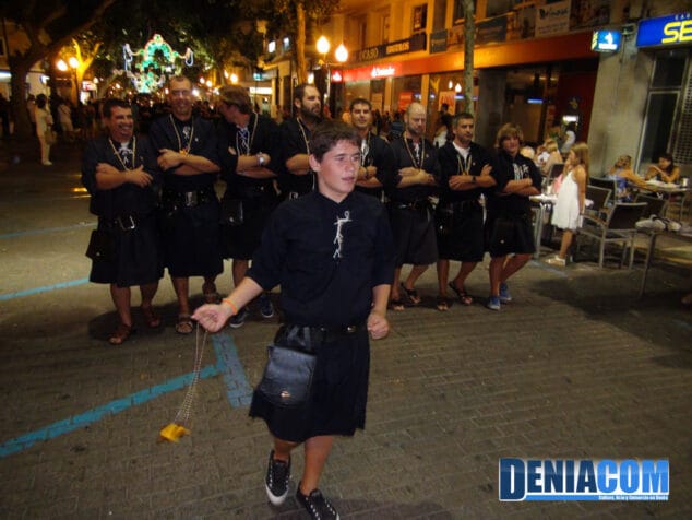 Entraeta final de la filà Deniers