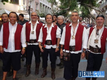Filà Marins Corsaris durante el pasacalle posterior al Desembarco de los Moros y Cristianos Dénia 2012