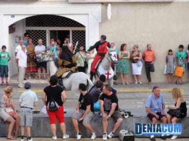 Guerreros a caballo se debaten entre la vida y la muerte por el control de la capital de La Marina Alta