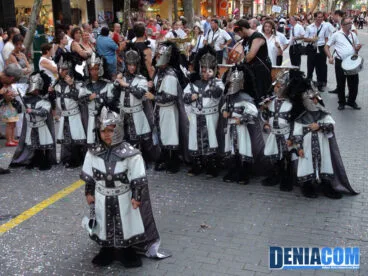 La filà Hospitalaris en el Desfile Infantil de los Moros y Cristianos Dénia 2012