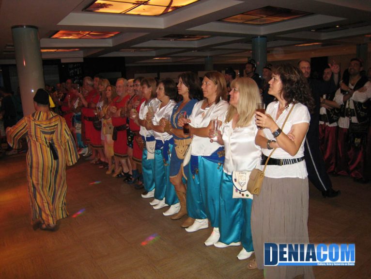 Marchas moras y cristianas en la Cena de Gala de las Fiestas de los Moros y Cristianos en Honor a Sant Roc
