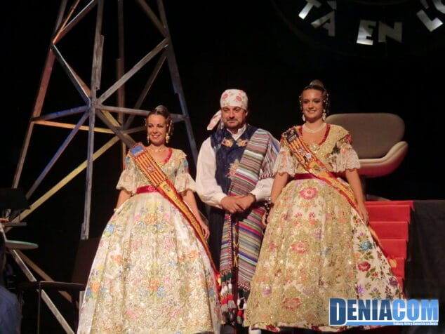 "Port Rotes està en l'ona" con su Fallera Mayor, Naia Jiménez 9 09 Mireia Reig en la presentación de Port Rotes 2013