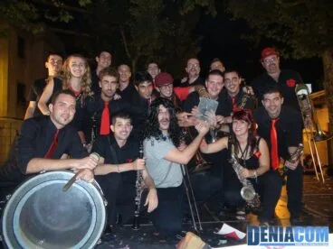 11 La charanga Toca’t un ou gana el III Concurso de charangas Ciutat de Dénia