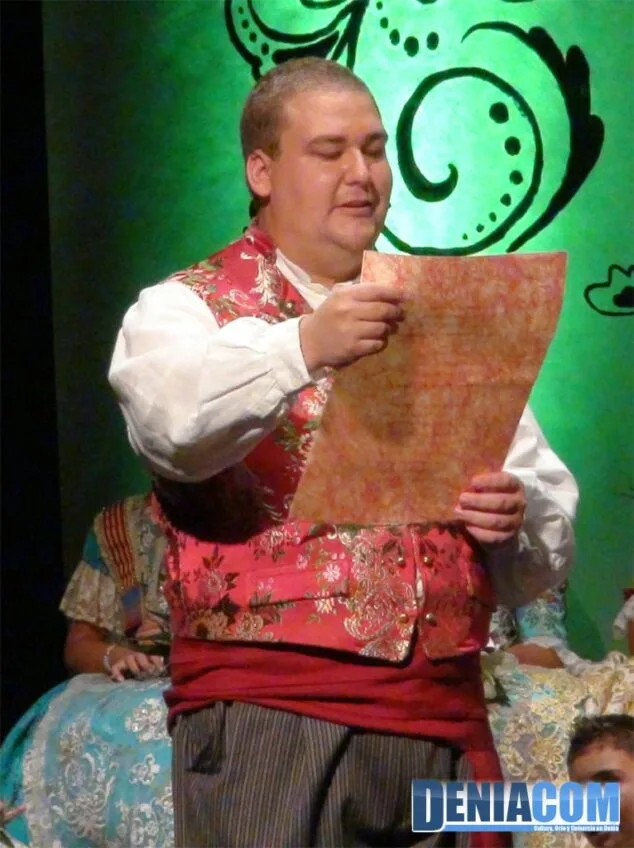 17 Poesía del hermano de Esther Dalmau en su presentación como Fallera Mayor Infantil de París Pedrera