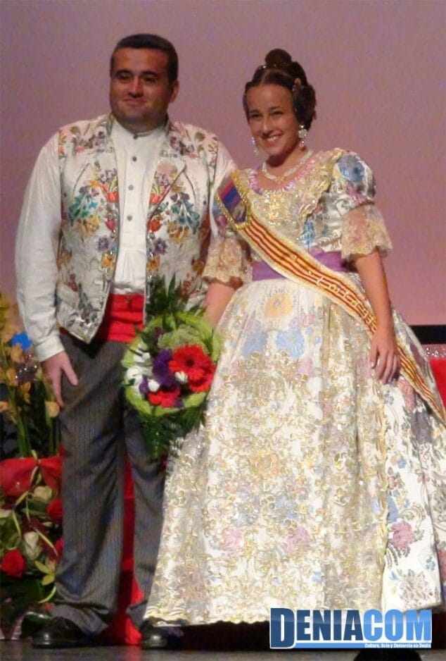 21 Corte de honor de la Falla parís Pedrera