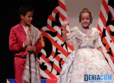 24 Pere Crespo y Teresa Llorens – Cargos infantiles de Baix la Mar 2013