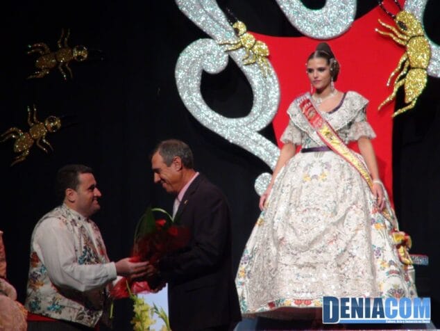 35 Paco Arnau en la presentación de Sara Femenia Ribes