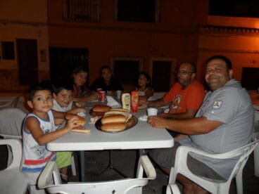 Cena en la Falla Roques