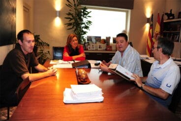 Entrega de firmas en defensa del Trenet