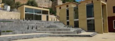 La ciudad de Dénia da la bienvenida a la remodelada Plaza del Consell