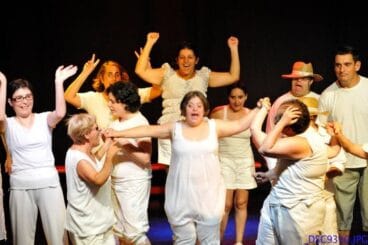 Maraton Teatral a beneficio de Leo Montero