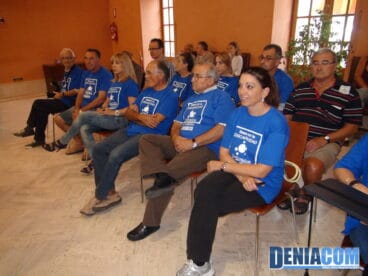 Miembros de Aprosdeco en el pleno de septiembre de Dénia