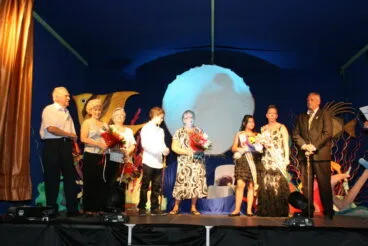 Presentación de las Falleras Mayores del 2º Grup de Mariners de Dénia