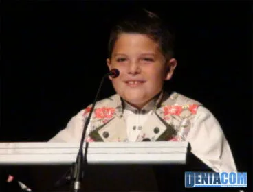 04 Presentación infantil de Les Roques 2013 – Marcos Gimeno Presidente Infantil 2013