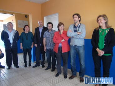 05 Descubrimiento de la placa homenaje a Diego Mena en el campo de fútbol de Dénia