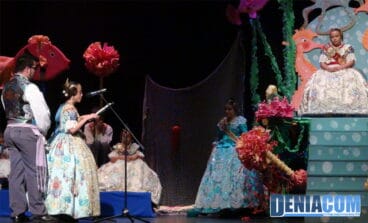 16 Presentación infantil de Les Roques 2013 – Exaltación de Emma Miralles