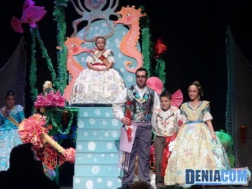 17 Presentación infantil de Les Roques 2013 – Exaltadores de Emma Miralles