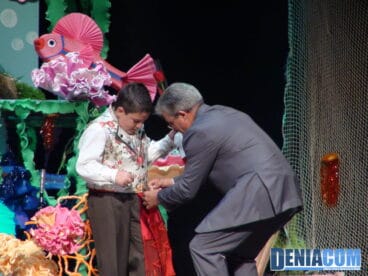 21 Presentación infantil de Les Roques 2013 – Pleitesía de Fernando Marí