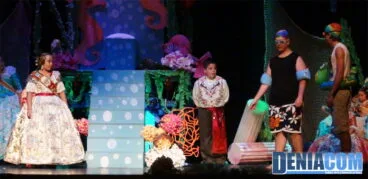 25 Presentación infantil de Les Roques 2013 – Buceadores