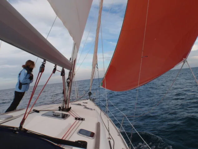 El mar es tuyo con Navega, Velas y Viento 1 Aprende a navegar en Dénia con Navega Velas y Viento