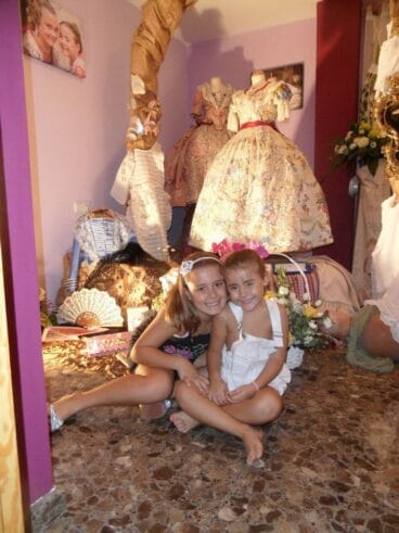 Exposición del traje de Emma Miralles