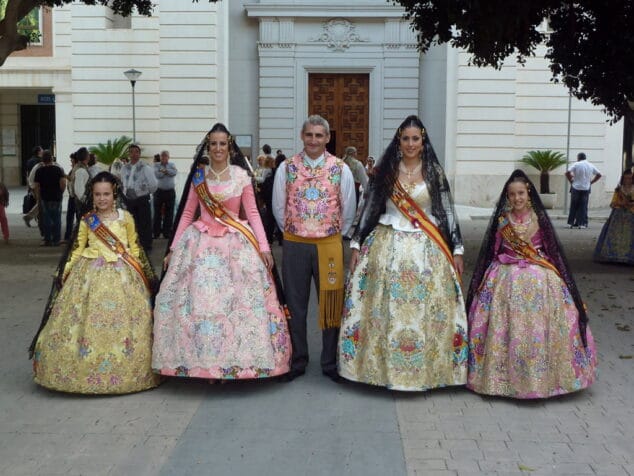Falleras Mayores 2012 y 2013 en Valencia Besamanos de la Virgen
