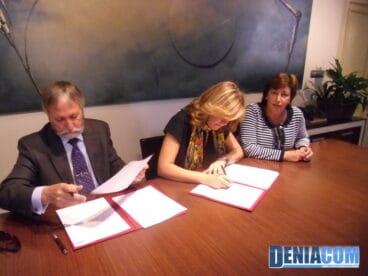 Firma del convenio con Marina de Dénia para la celebración del VI Salón Naútico