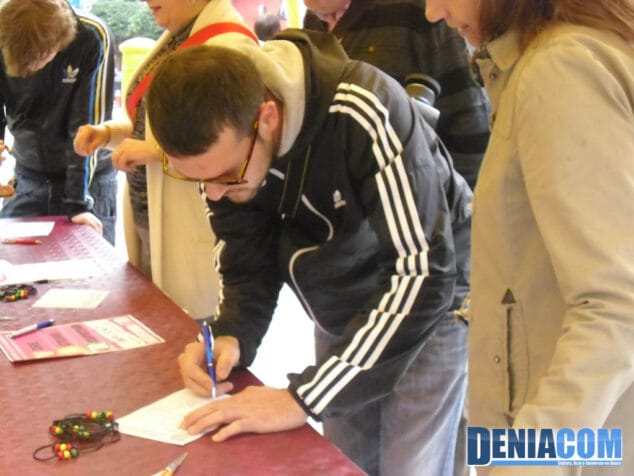 06 Vacunas contra la violencia de género en Dénia