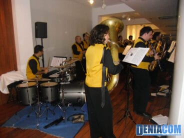 13 la Charanga Cachorras Band en la cena de gala de la Banda