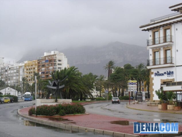 Dénia tras el temporal de lluvia y viento
