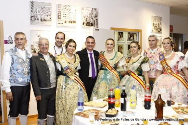 Marta tabernero con otras Falleras mayores de la Comunitat