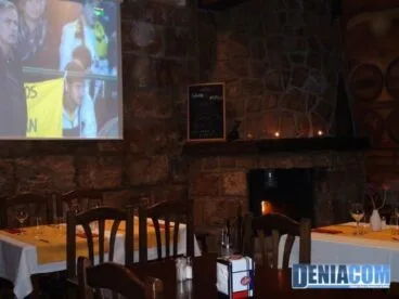Pantalla Gigante para Fútbol Tasca Lucero 564x4231