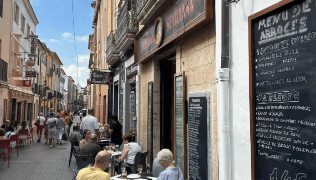 la calle loreto ideal para comer fuera