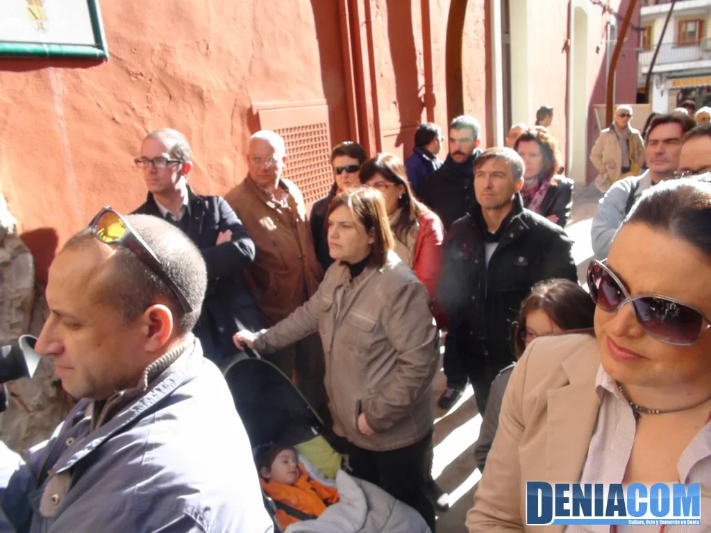 06 Exposiciòn solidaria en favor de Ludai en el Túnel del Castillo de Dénia