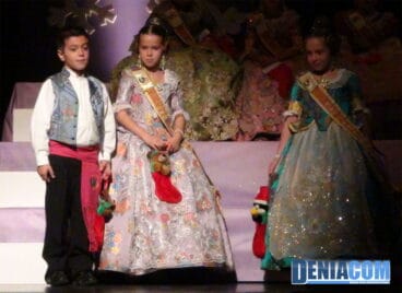 06 Presentación Infantil de la Falla Saladar – Comisión infantil