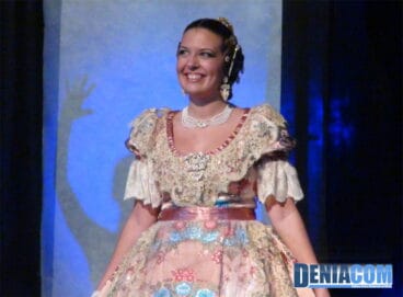 07 Presentación de la Falla Centro 2013 – Monica Dimech Tortosa