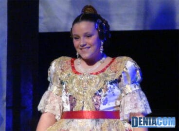 08 Presentación Infantil Falla Centro 2013 – Maria Signes