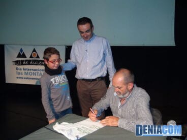 11 Conferencia de Juanito Oyarzábal en Dénia – Día Internacional de las Montañas 2012